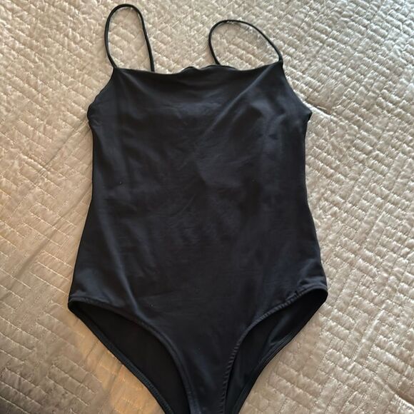 Zara Spaghetti Strap Snap Closure Bodysuit Size M - Picture 1 of 3
